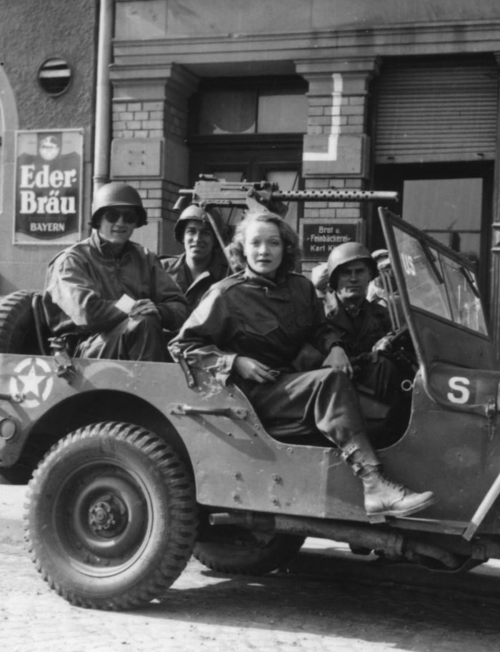 Marlene Dietrich WW2