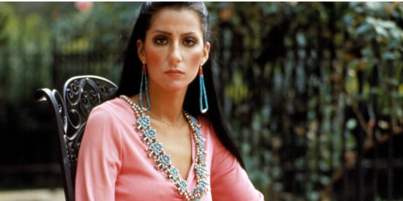 cher con dei bijoux di turchesi tipici dei nativi americani