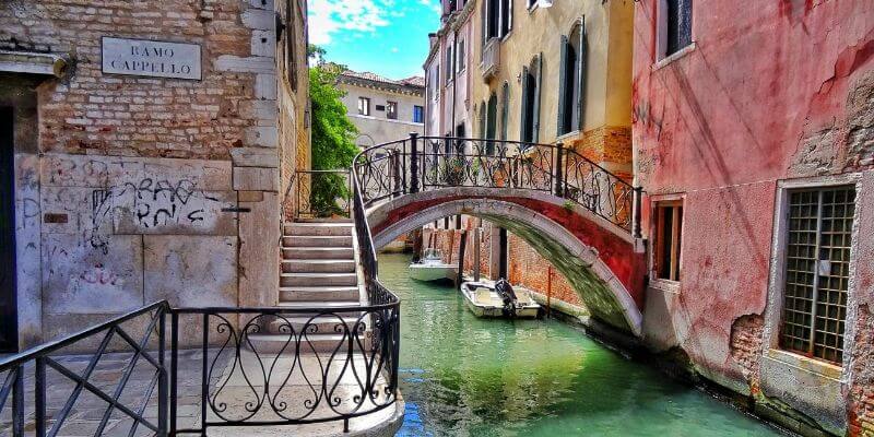 una foto del ponte cappello a venezia