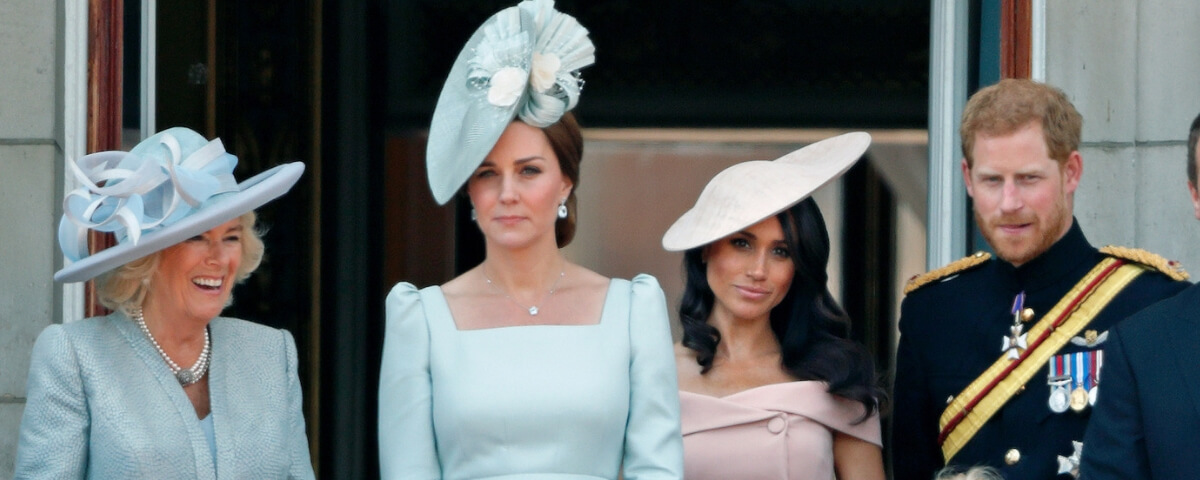 kate e meghan sul balcone di buckingham palace al tropping del colour del 2018