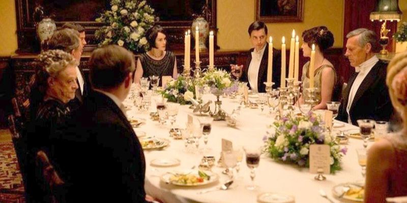 ospiti a cena a downton abbey