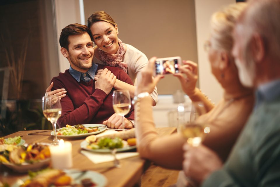 Bon ton per l'incontro con i futuri suoceri